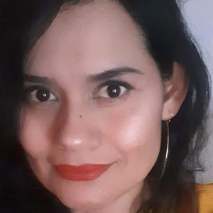 Meet your Posher, Eva